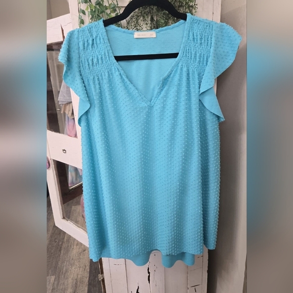 Medium Sky Blue Smocked Ruffled Textured Blouse Mature Flowy Casual - Picture 2 of 2